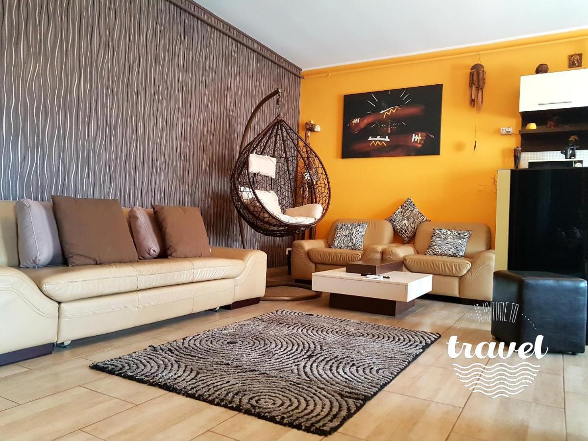 Yvo Lioness & Mamaia Nord Apartment Navodari Exterior photo