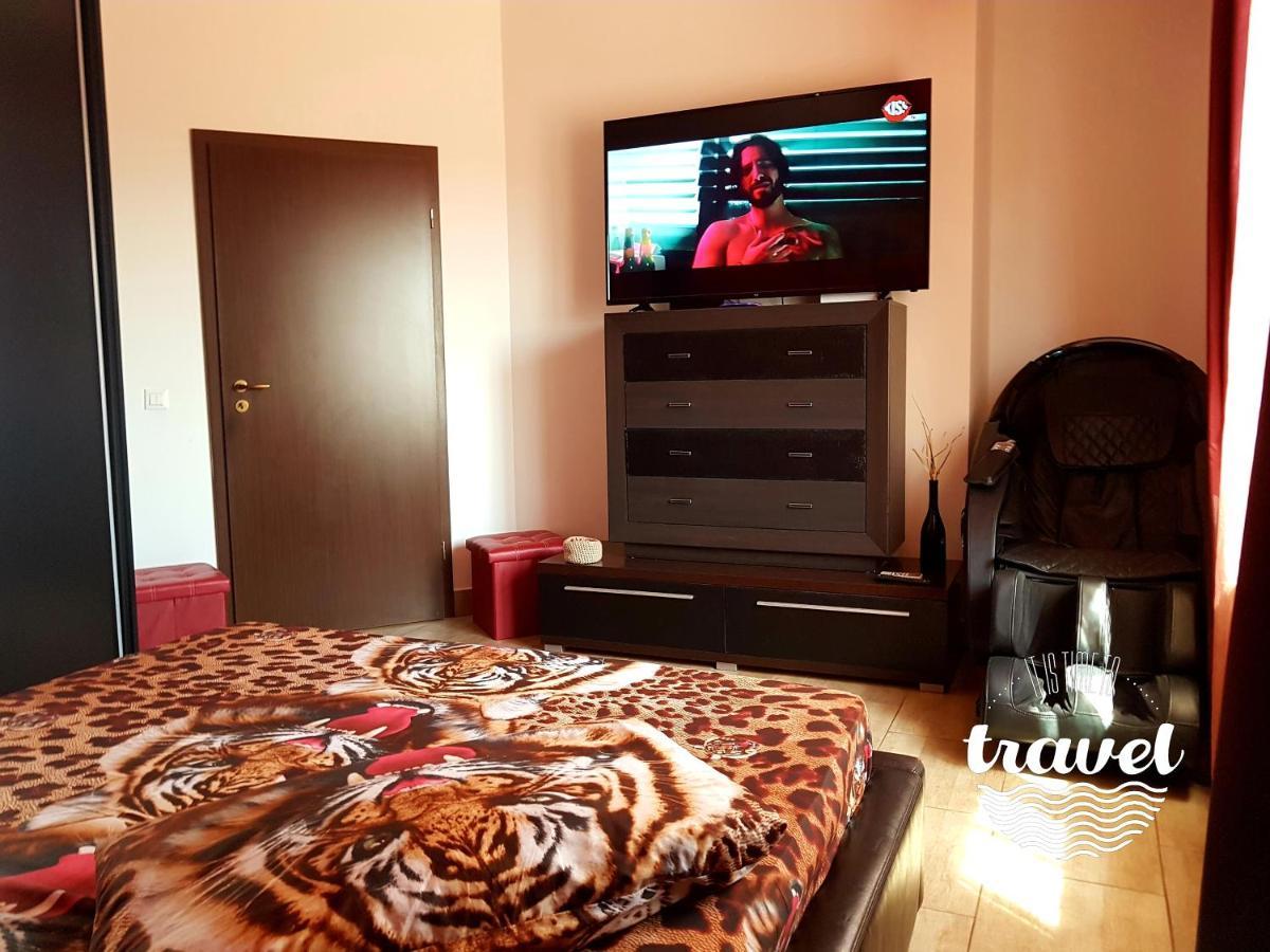 Yvo Lioness & Mamaia Nord Apartment Navodari Exterior photo